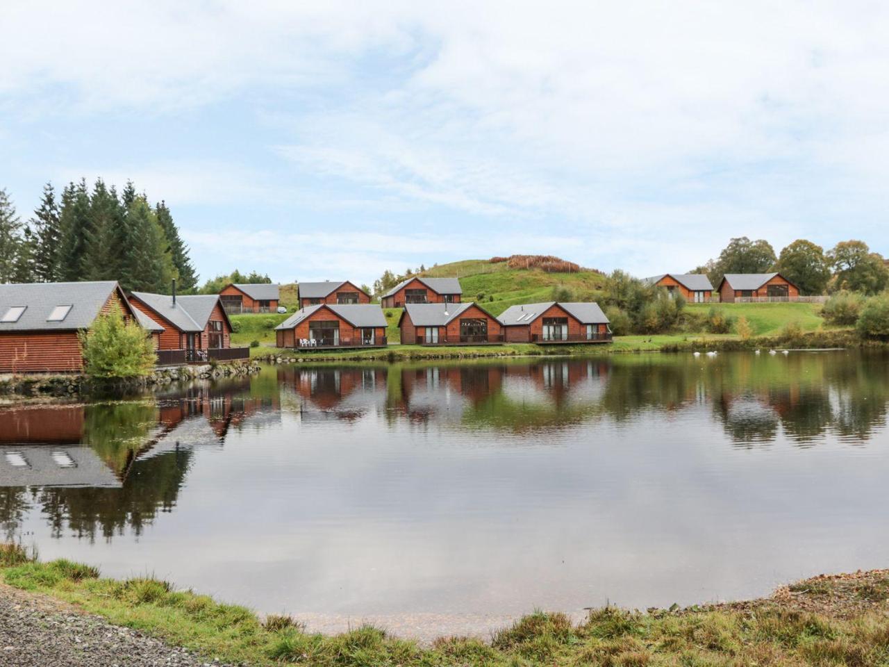 Burnside Lodge Lodge 1, Glengoulandie Aberfeldy Εξωτερικό φωτογραφία
